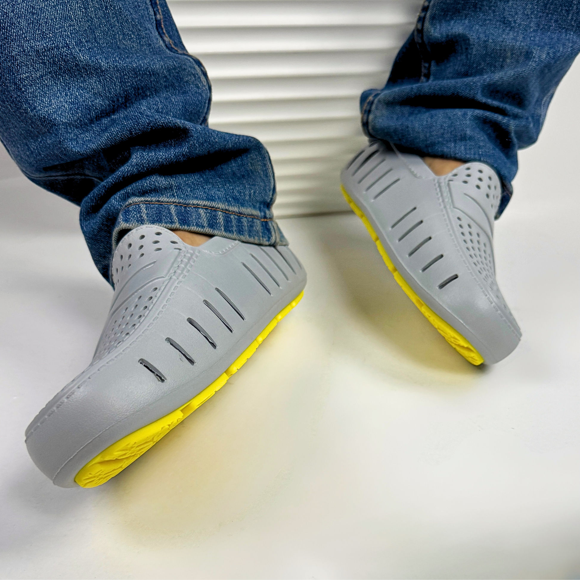 Men’s Country Club Driver Foam Shoe | Harbor Mist Gray/Lemon Tonic