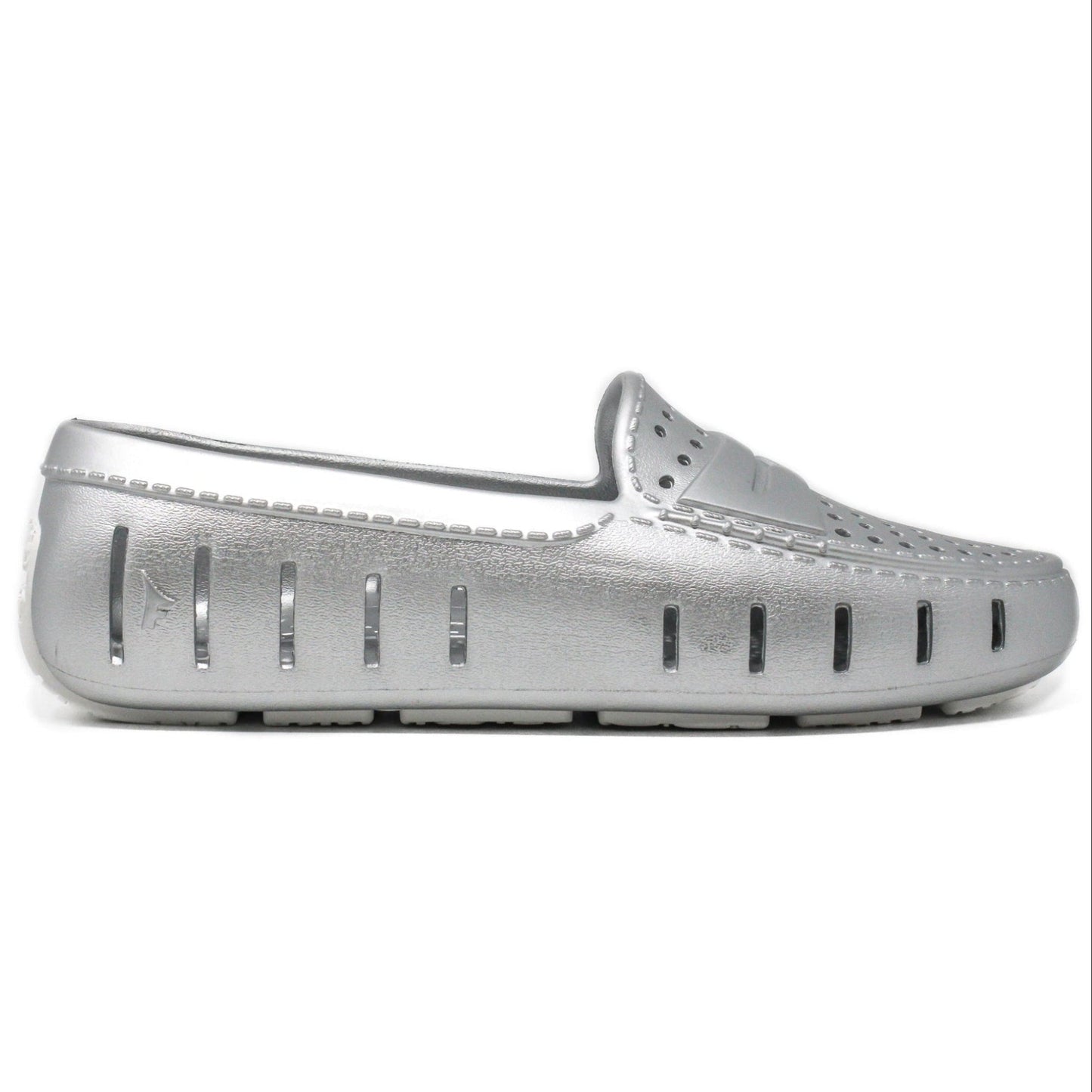 women s posh silver bright white metallic loafers,5