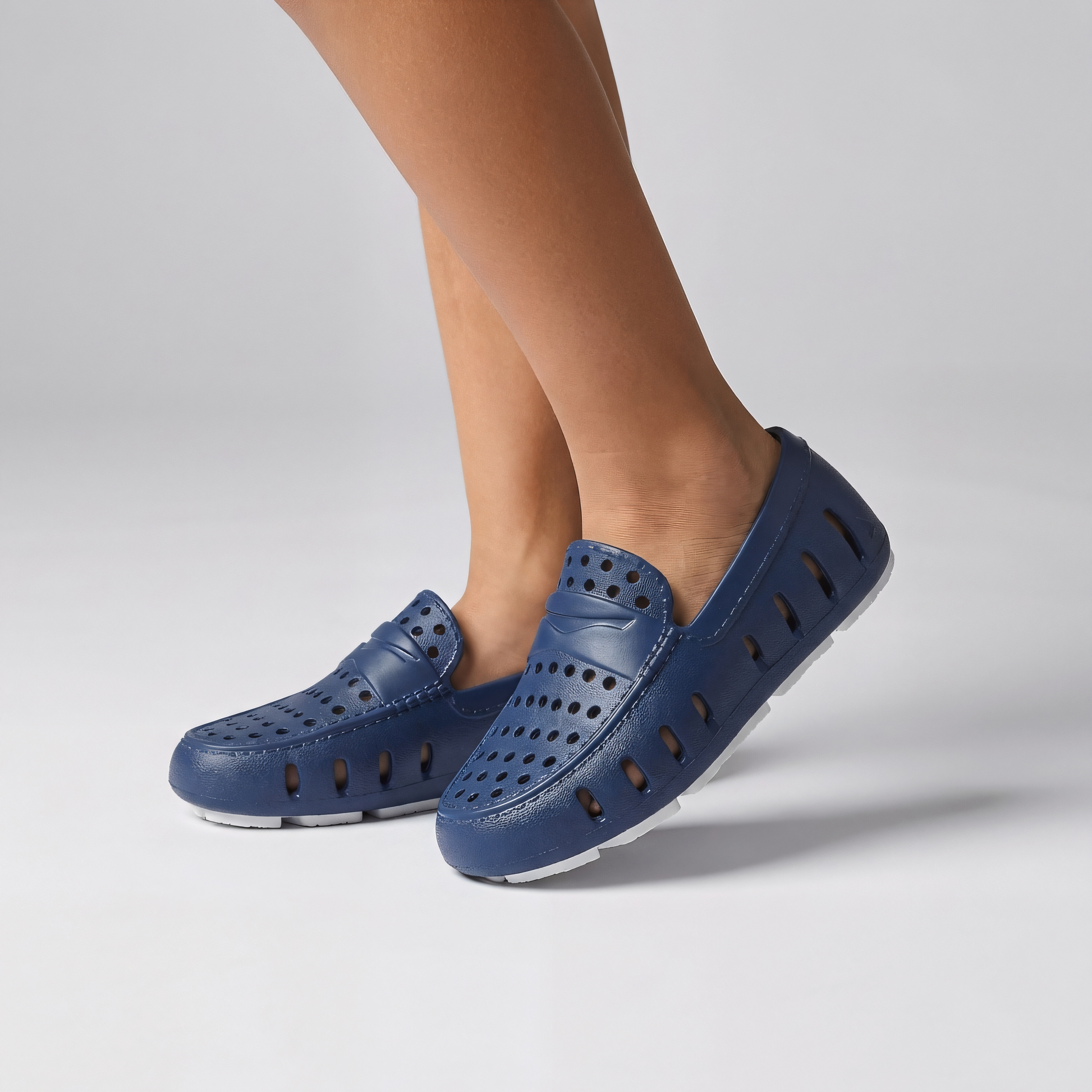 Kid’s Prodigy Driver Foam Shoe | Navy Peony/Bright White