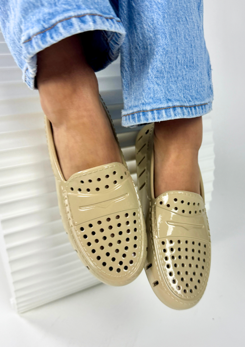 Women's Posh Warm Sand Gum Loafers